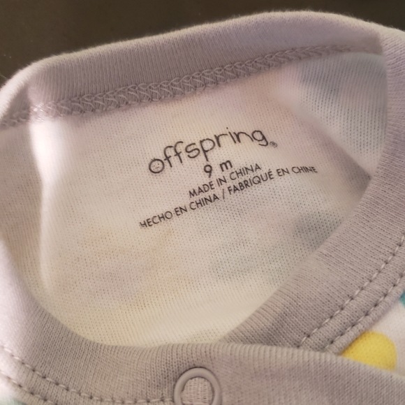 Emily & Oliver Rabbit Bear & offspring Floral Onesie Bundle - Picture 7 of 7